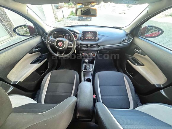 İlk Sahibi bayan öğretmenden Fiat Egea 1.4 Fire Lounge Plus 2017 Model 