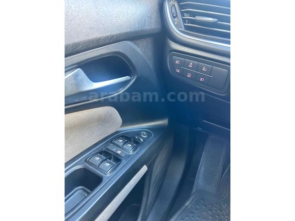 İlk Sahibi bayan öğretmenden Fiat Egea 1.4 Fire Lounge Plus 2017 Model 