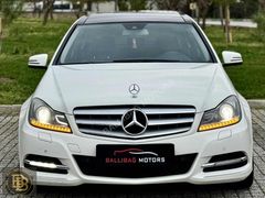 MERCEDES-C180-156HP-7G-139BİNDE-HATASIZ-CAMTAVAN-OTOMATİK-KK12AY