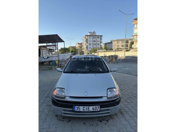 Sahibinden Renault Clio 1.6 Dynamique 2001 Model 