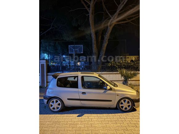 Sahibinden Renault Clio 1.6 Dynamique 2001 Model 