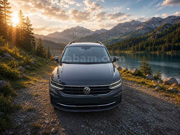 Sahibinden Volkswagen Tiguan 1.5 TSI Life 2023 Model İstanbul