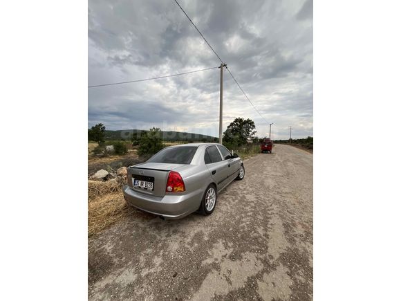 Sahibinden Hyundai Accent 1.3 Admire 2005 Model 
