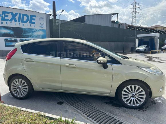 Sahibinden Ford Fiesta 1.4 Titanium 2010 Model 