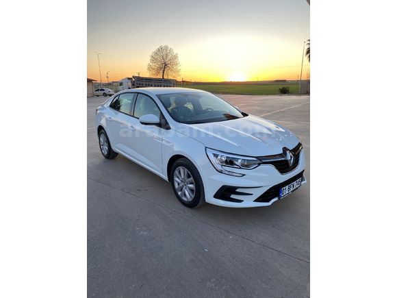 2026 MODEL SIFIR MEGANE 1.3 TCE   TOUCH  FULL MANUEL 200  KM DE SADECE SIFIR