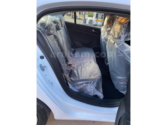 2026 MODEL SIFIR MEGANE 1.3 TCE   TOUCH  FULL MANUEL 200  KM DE SADECE SIFIR