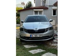 Sahibinden Skoda Octavia 1.6 TDI Style 2018 / 186.000 km Gri (Metalik)