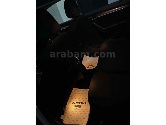 Sahibinden Skoda Octavia 1.6 TDI Style 2018 Model  183.500 km Gri (metalik)