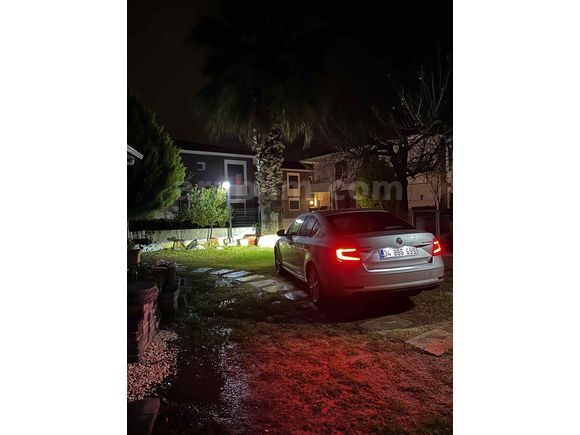 Sahibinden Skoda Octavia 1.6 TDI Style 2018 Model  183.500 km Gri (metalik)
