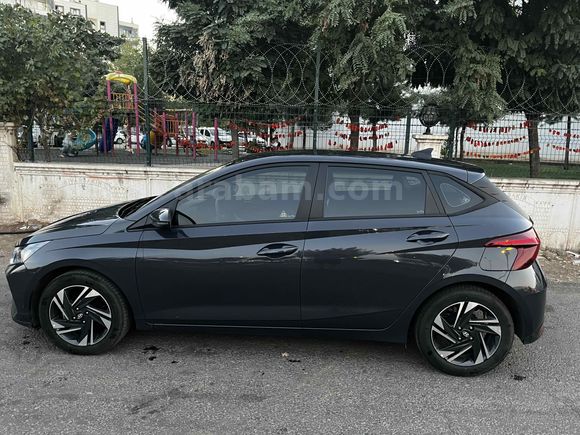 Sahibinden Hyundai i20 1.4 MPI Style 2023 Model 