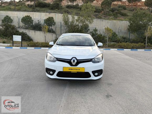 OTOLOJİ den RENAULT FLUANCE TOUCH CRUSE KONTROL DİZEL OTOMATİK