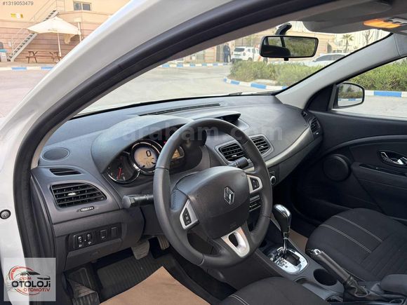 OTOLOJİ den RENAULT FLUANCE TOUCH CRUSE KONTROL DİZEL OTOMATİK