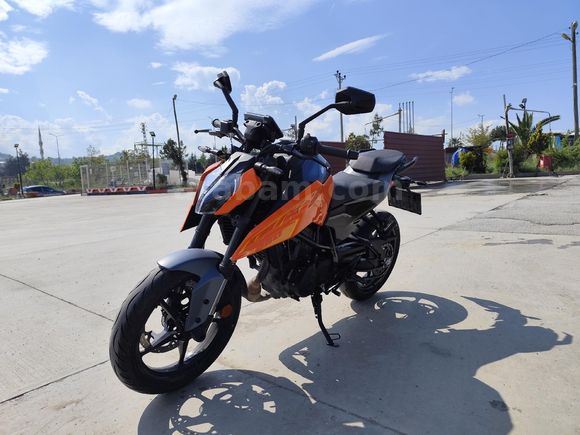 Sıfırdan farksız 2500 KM Acil Nakit lazım 4 Hazirana kadar gelen 245 Bin TL ye alır