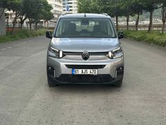 Sahibinden Citroen Berlingo 1.5 BlueHDI 2025 Model 