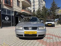 ÖZ EMRE OTOMOTİVDEN 1.6 16 WALF 2004 MODEL VOLKSWAGEN BORA