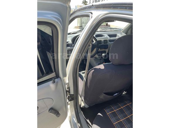 Sahibinden Renault Clio 1.5 dCi Extreme 2004 Model  348.000 km Gri (Gümüş)