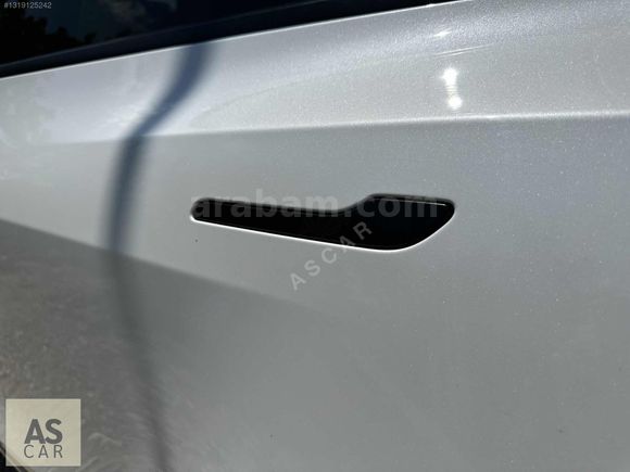 HATASIZ TESLA MODEL Y 2023 - TAKAS - KARTA 18 TAKSİT-HIZLI KREDİ