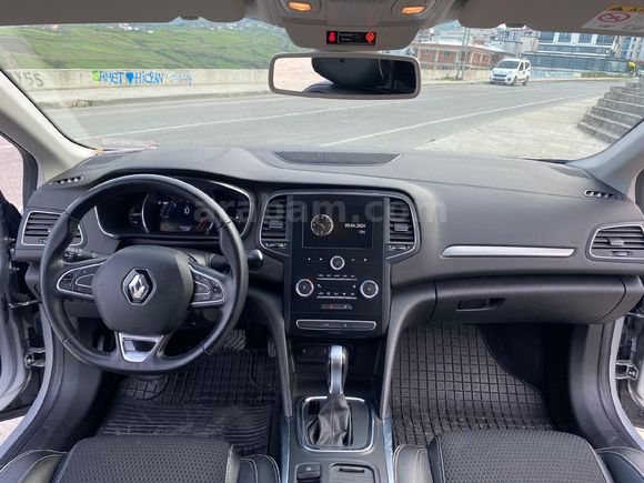 Sahibinden Renault Megane 1.5 Blue DCI Icon 2020 Model