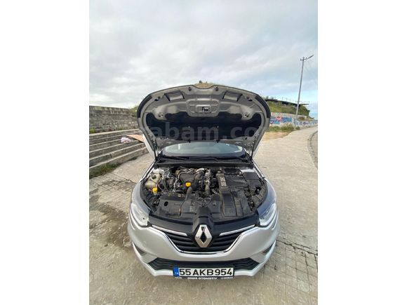 Sahibinden Renault Megane 1.5 Blue DCI Icon 2020 Model