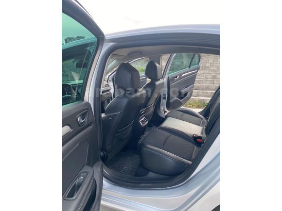 Sahibinden Renault Megane 1.5 Blue DCI Icon 2020 Model
