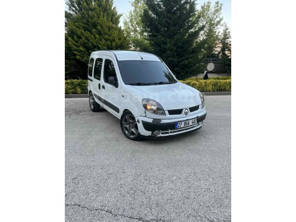 Sahibinden Renault Kangoo Express 1.5 dCi Expression 2010 Model  400.000 km Beyaz