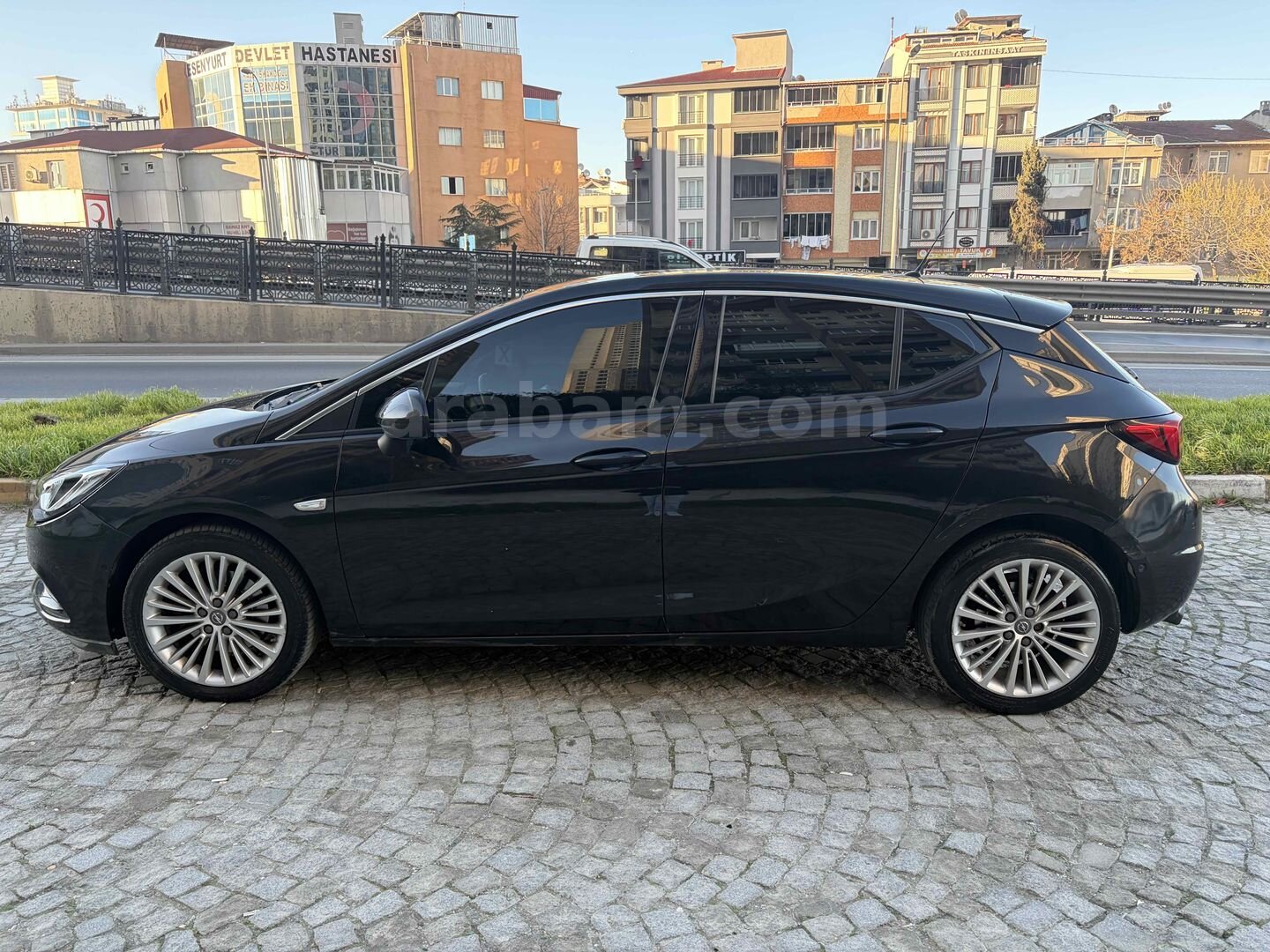 Sahibinden Opel Astra 1.6 CDTI Excellence 2016 Model İstanbul 154.000 km Siyah 3