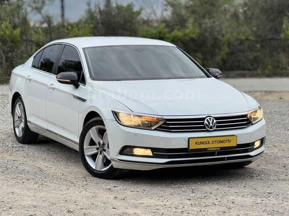 HATASIZ // KONDİSYONDA // PASSAT // B8 !!!