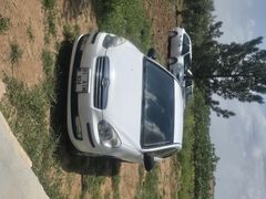 Sahibinden Hyundai Accent Era 1.4 Team 2010 Model  103.000 km Beyaz