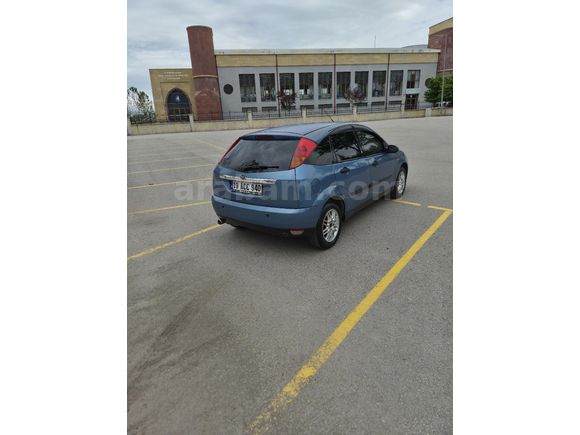 Sahibinden Ford Focus 1.6 Ghia 2000 Model Çorum
