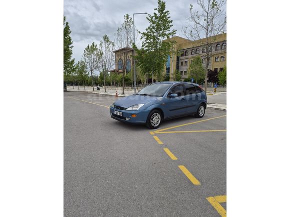 Sahibinden Ford Focus 1.6 Ghia 2000 Model Çorum