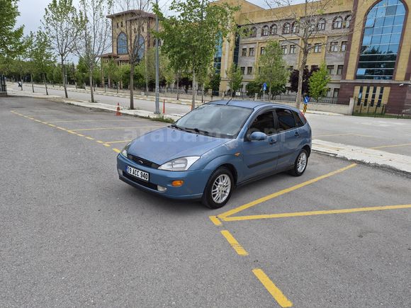 Sahibinden Ford Focus 1.6 Ghia 2000 Model Çorum