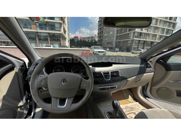 Sahibinden Renault Laguna 1.6 Privilege 2009 Model 