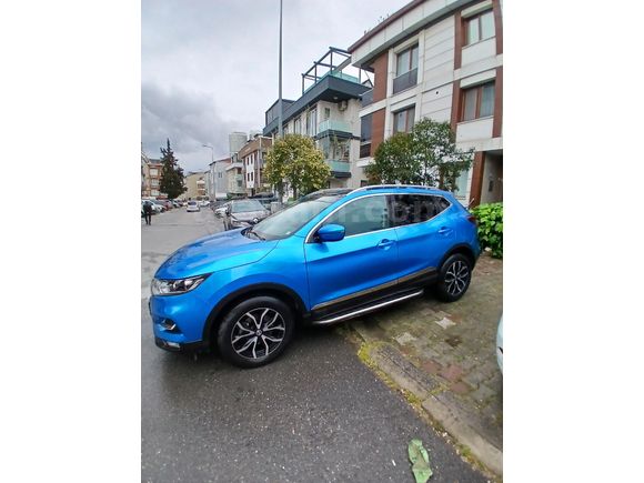 Sahibinden Nissan Qashqai 1.3 DIG-T Sky Pack 2020 Model Mavi