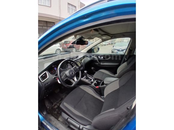 Sahibinden Nissan Qashqai 1.3 DIG-T Sky Pack 2020 Model Mavi