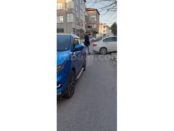 Sahibinden Nissan Qashqai 1.3 DIG-T Sky Pack 2020 Model Mavi