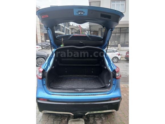 Sahibinden Nissan Qashqai 1.3 DIG-T Sky Pack 2020 Model Mavi