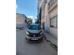 Sahibinden Fiat Doblo Combi 1.6 Multijet Trekking 2023 Model