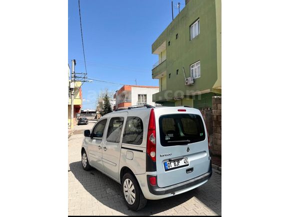 Sahibinden Renault Kangoo Multix 1.5 dCi Authentique 2012 Model j