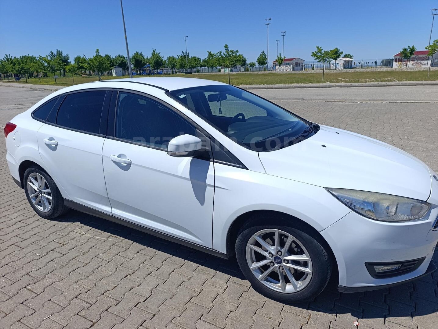 Sahibinden Ford Focus 1.6 Ti-VCT Trend X 2016 Model Batman 93.000 km Beyaz 3