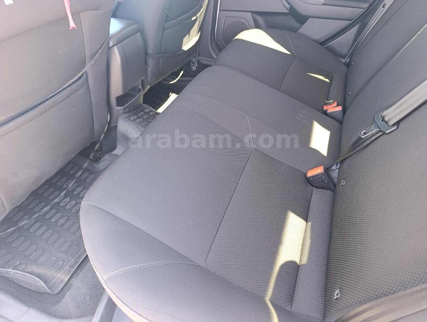 Sahibinden Ford Focus 1.6 Ti-VCT Trend X 2016 Model Batman 93.000 km Beyaz 6