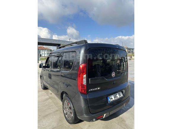 Sahibinden Fiat Doblo Combi 1.6 Multijet Premio Plus  20.YIL ÖZELSERI·
2020