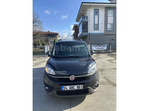 Sahibinden Fiat Doblo Combi 1.6 Multijet Premio Plus  20.YIL ÖZELSERI·
2020