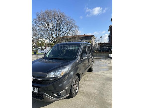 Sahibinden Fiat Doblo Combi 1.6 Multijet Premio Plus  20.YIL ÖZELSERI·
2020