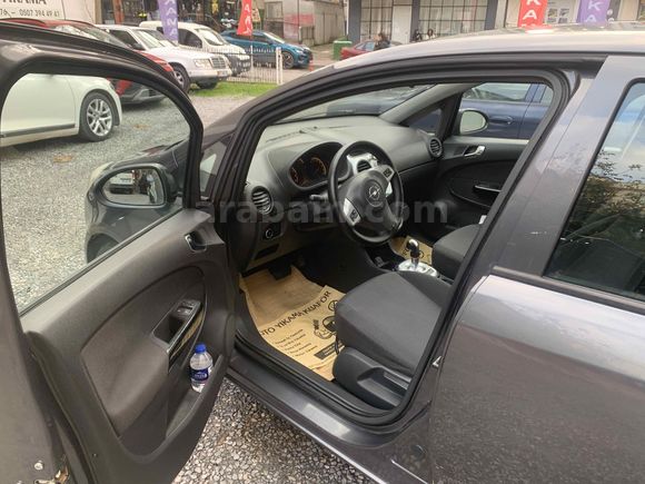 Sahibinden Opel Corsa 1.2 Twinport Essentia 2012 Model Kocaeli 178.000 km Gri
