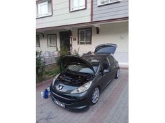 Sahibinden Peugeot 207 1.4 Trendy 2008 Model 