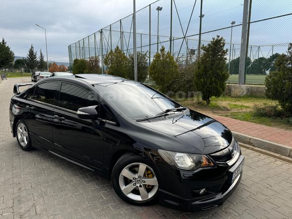 Sahibinden Honda Civic 1.6i VTEC Elegance 2011 Model