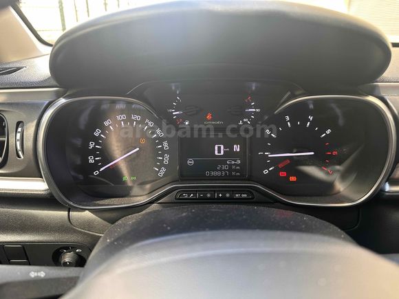 Sahibinden Citroen C3 1.2 PureTech Shine 2023 Model 