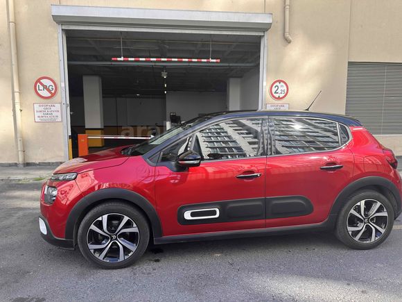 Sahibinden Citroen C3 1.2 PureTech Shine 2023 Model 