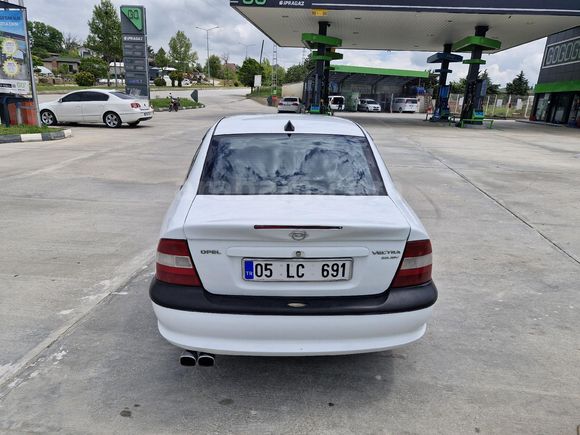 Sahibinden Opel Vectra 2.0 CD 1996 Model
