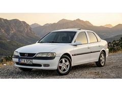 Sahibinden Opel Vectra 2.0 CD 1997 Model  300.000 km Beyaz